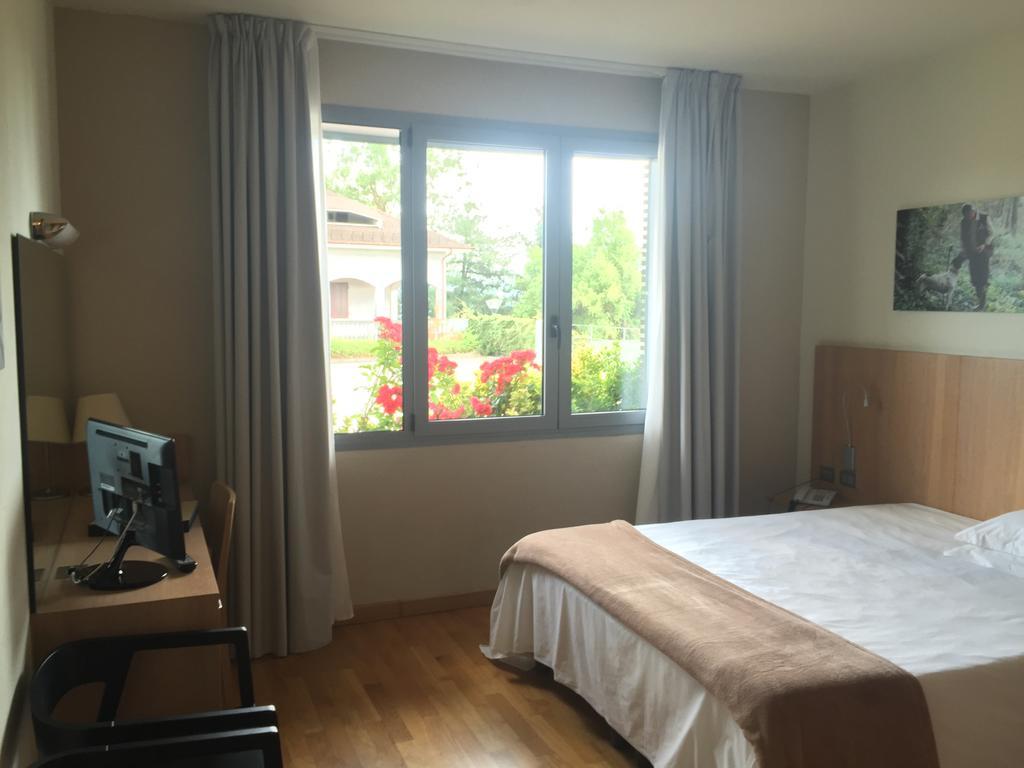 Hotel Ca' Del Lupo Montelupo Albese