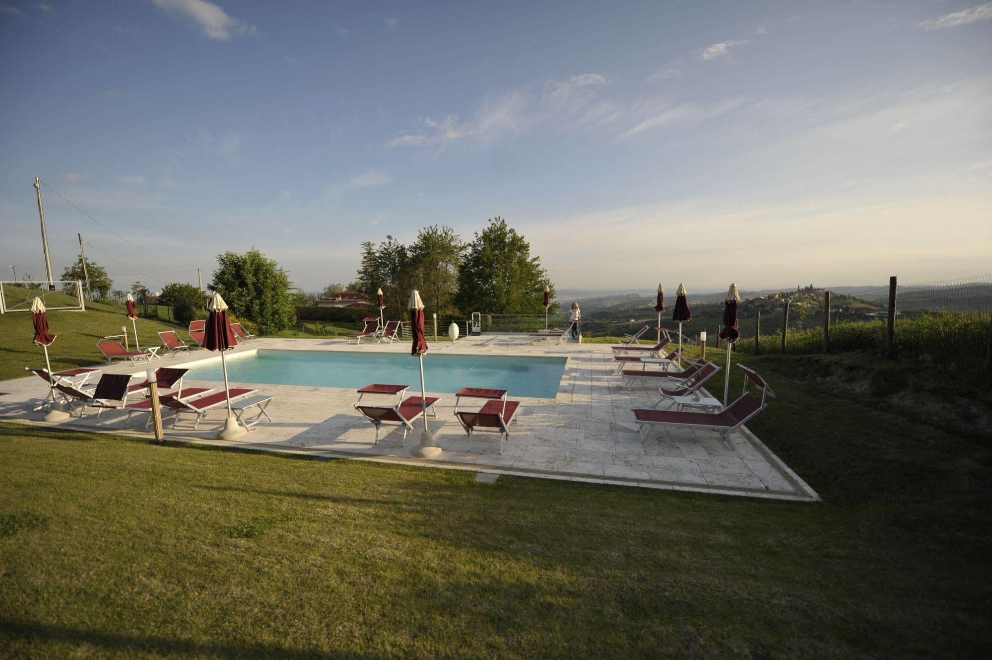 Hotel Ca' Del Lupo Montelupo Albese